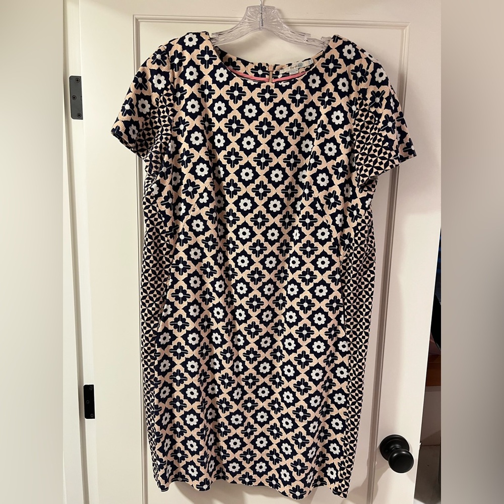 Boden Geometric Sheath Dress with Pockets